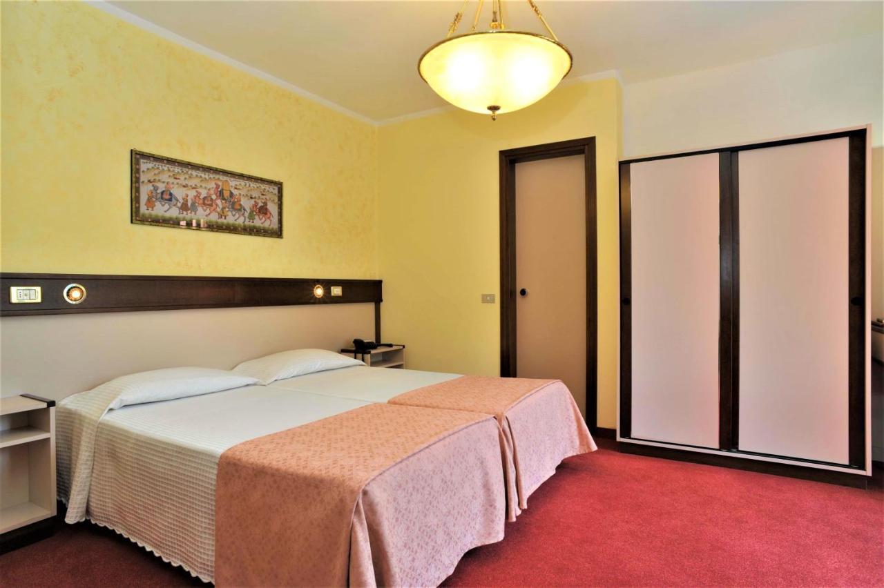 Bes Hotel Papa San Pellegrino Terme Kültér fotó
